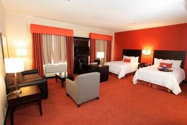 Отель Hampton Inn & Suites Phoenix Chandler Fashion Center Az