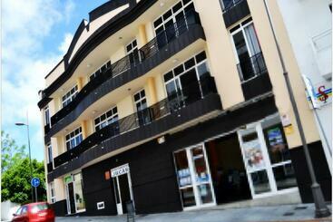 Apartamentos Jucar