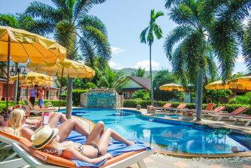 酒店 Andaman Seaside Resort Bangtao Beach