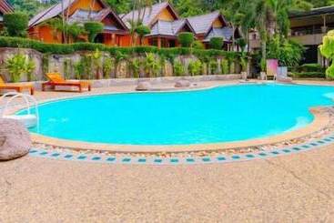 ホテル Diamond Cave Resort