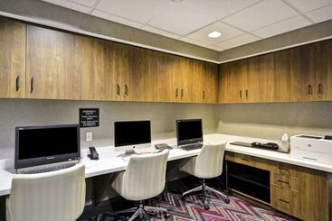 هتل Hampton Inn & Suites Columbuseaston Area