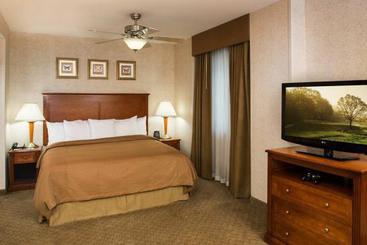 هتل Homewood Suites By Hilton Hartford Downtown
