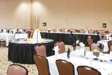 هتل Hampton Inn & Suites Columbia At University