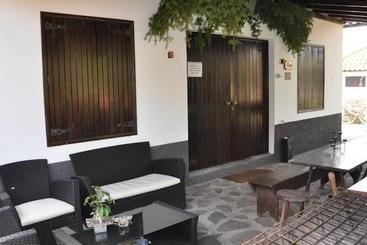 茅舍 Casas Do Campo do Pomar