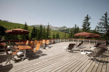 هتل Club Vacanciel De Courchevel