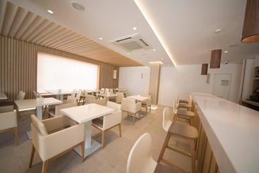 El Trebol Bar & Hotel Only Adults