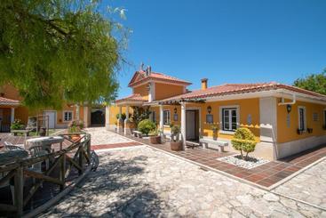 هتل Quinta Da Azenha óbidos