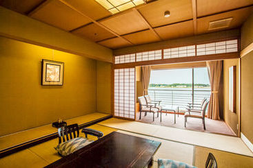 Kaga Kanko Hotel