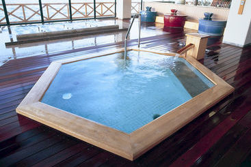 Kaga Kanko Hotel