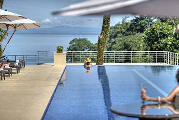 Los Altos Resort