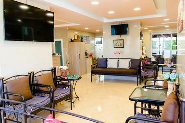 هتل Nikolakakis Rooms Lavrio