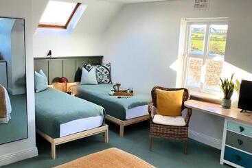 צימר Thistledown Lodge