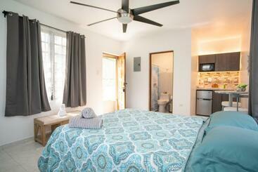 هتل Senderos 4 A Cozy Studio 4 Min From The Beach