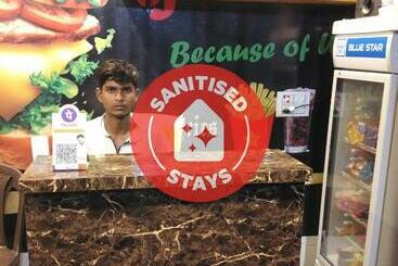 Отель Pop 82818  Tpm