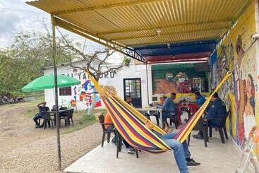 پانسیون Yamboró