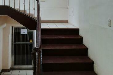 هتل Reddoorz @ Baldevia Silay