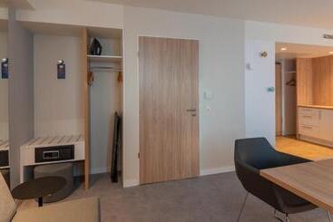 هتل Holiday Inn Express & Suites   Potsdam, An Ihg