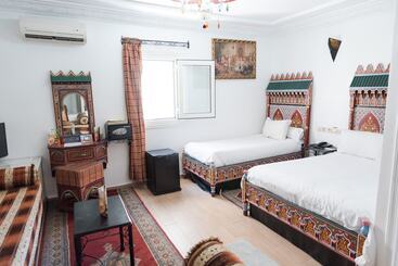 هتل Moroccan House Casablanca