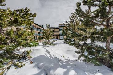 Апартаменты Résidence Pierre & Vacances Pyrenees 2000 Le Séquoia