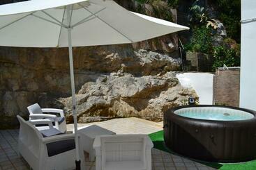 پانسیون Casa Evelina