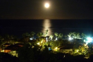 هتل Baixu Village