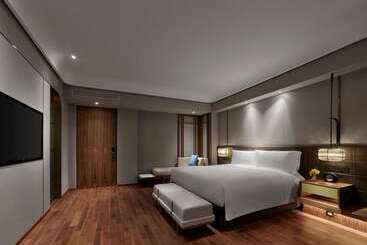 בית מלון כפרי Hilton Shanghai Hongqiao