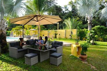 هتل Barong Resort