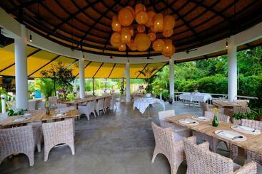هتل Barong Resort