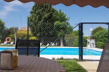 Hostal Restaurante Carolina