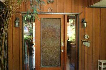 ペンション Five Elements Lodge B&b With Outdoor Spa