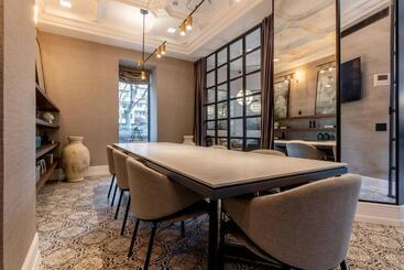 Hotel L&h Gran Via Valencia