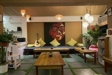 Mellow Fellow Hostel