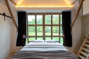 تختخواب و صبحانه Winning De Zwaen