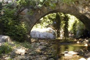 Casa Rural Arbequina Despierta Tus Sentidos En El Valle Del Ambroz