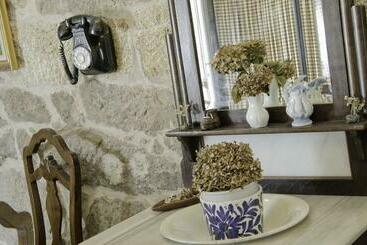 Casa De Turismo Rural Os Petroglifos