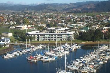 Marina Park Apartments