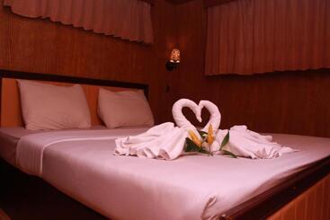 Hotel Safari Resort