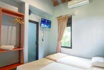 Hotel Degung Hillside