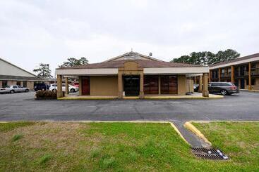 モーテル Days Inn Williamston By Oyo