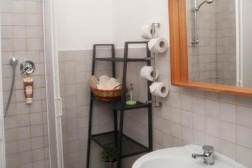 تختخواب و صبحانه Guesthouse Amici Miei