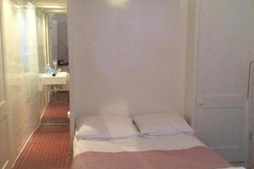 تختخواب و صبحانه Truelove Guesthouse