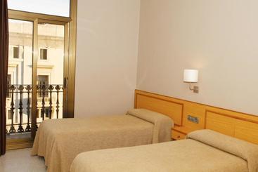 Hostal Nuevo Colon