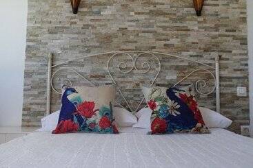 Hostal La Paloma Ii   Hotel Calpe Grupo