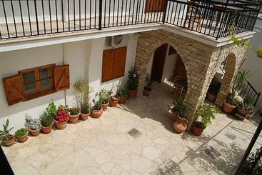 Kontoyiannis House