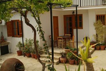 Kontoyiannis House
