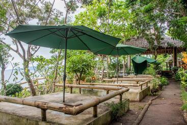 Almira Diving Resort  Panglao