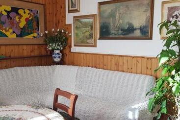 تختخواب و صبحانه Cà La Terrazza