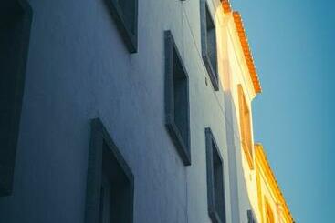هاستل Elvas The Queen Residence