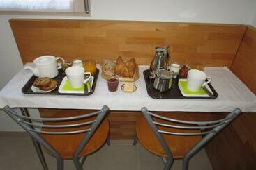 تختخواب و صبحانه Chambre D Hôte, Royan Plage, Petit Déjeuner Bio