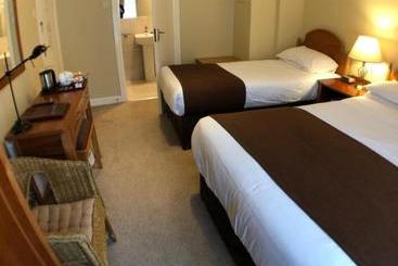 تختخواب و صبحانه Beach Haven Accommodations